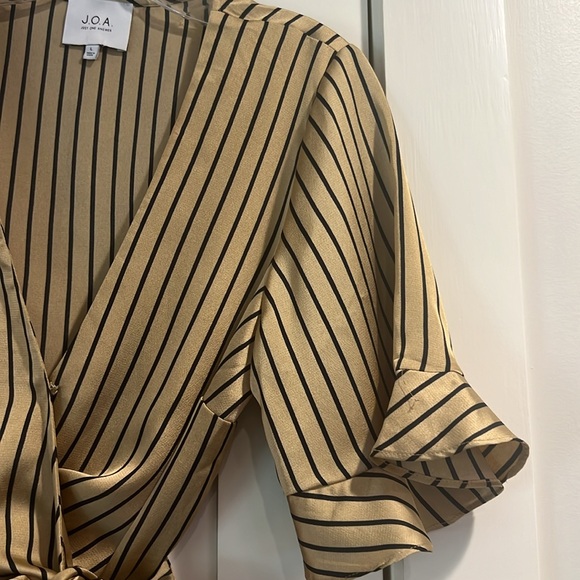 NWOT J.O.A. Wrap Blouse, Gold with Black Stripes - Picture 2 of 7